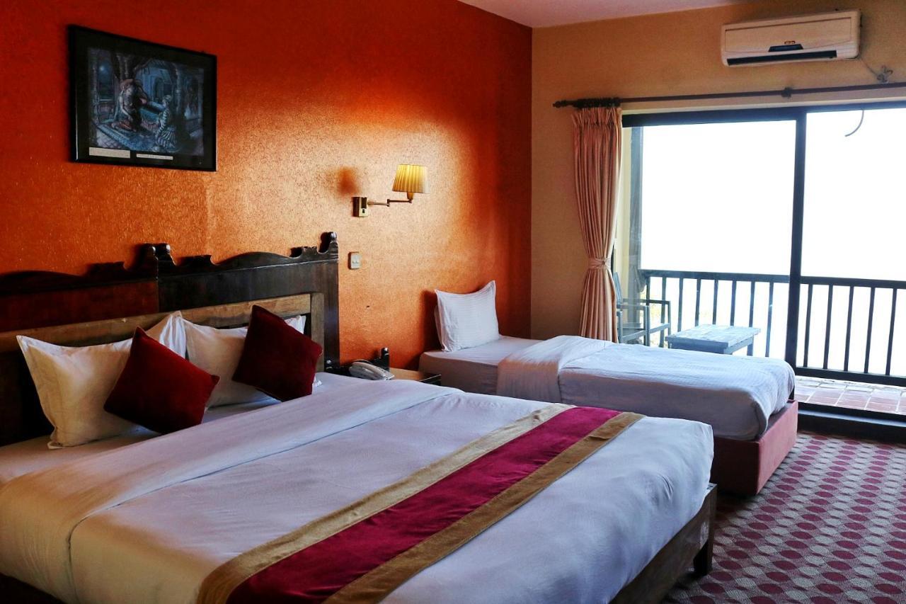 Hotel Chautari Pvt Ltd ناغاركوت المظهر الخارجي الصورة