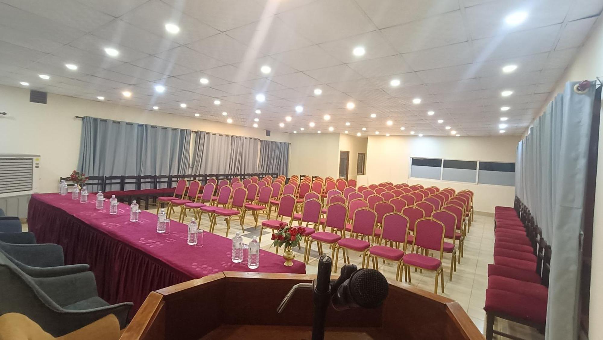 Hotel Chautari Pvt Ltd ناغاركوت المظهر الخارجي الصورة