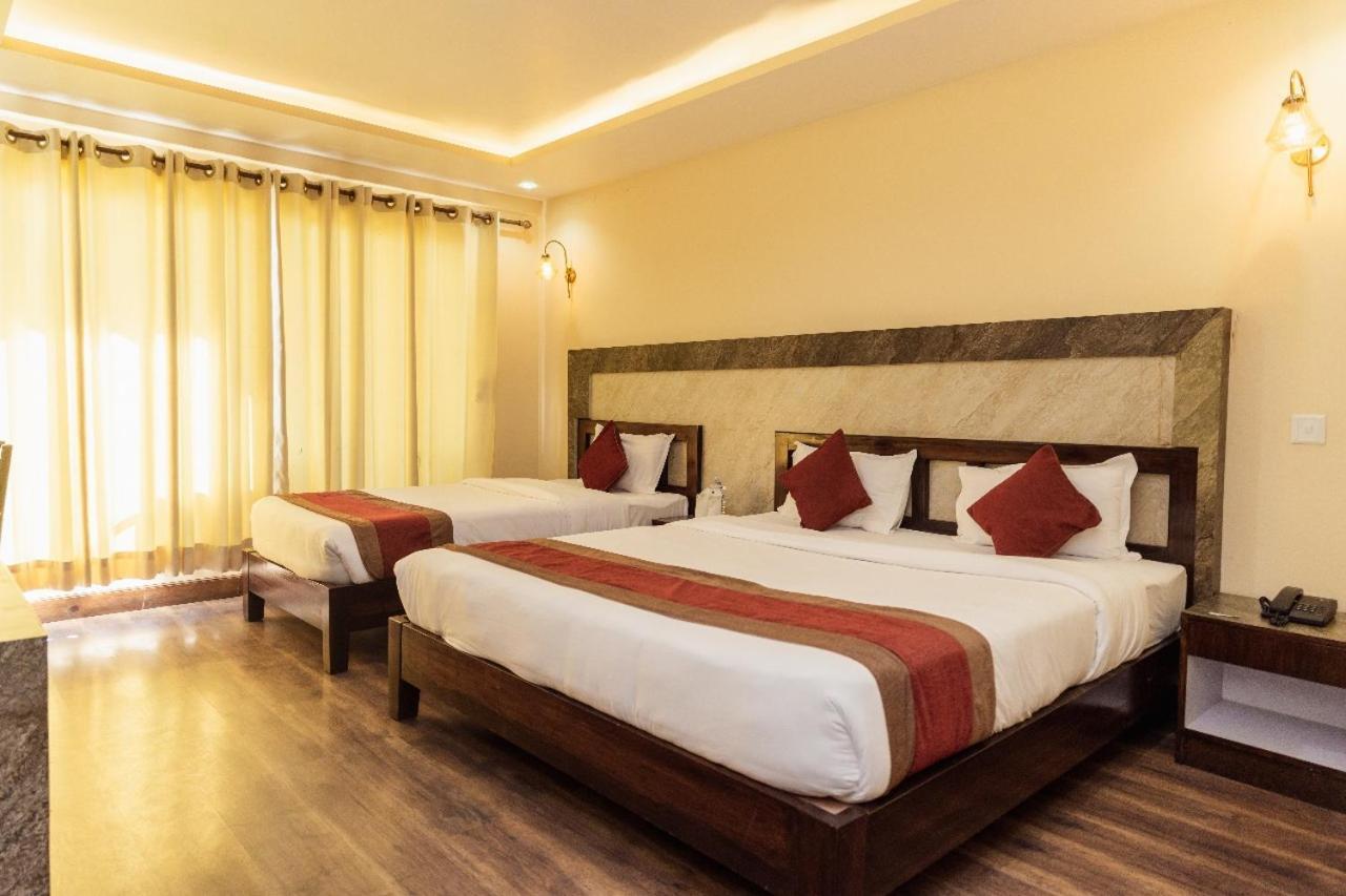 Hotel Chautari Pvt Ltd ناغاركوت المظهر الخارجي الصورة