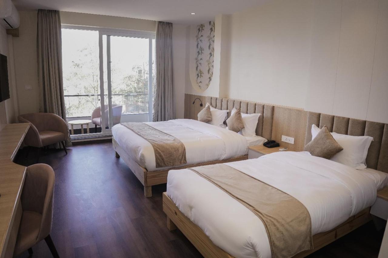 Hotel Chautari Pvt Ltd ناغاركوت المظهر الخارجي الصورة